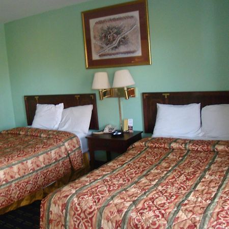 Budget Inn Mount Airy Camera foto